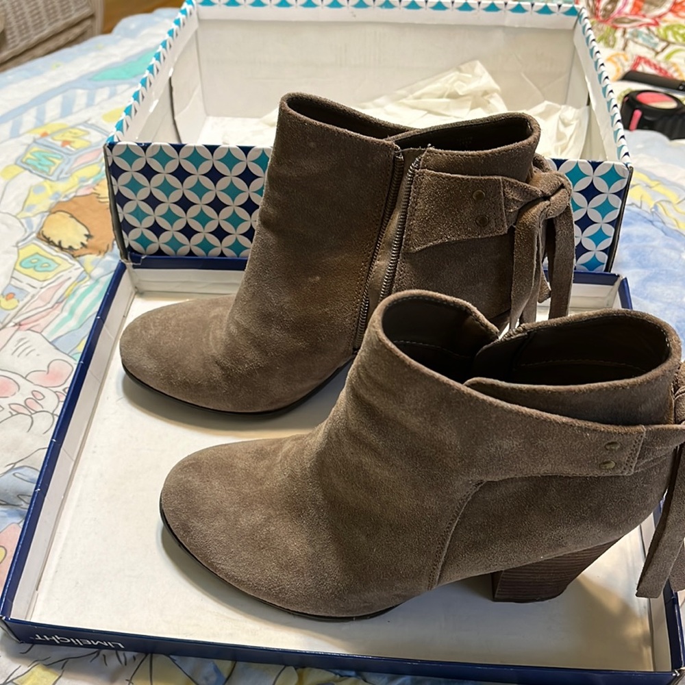 Franco Fortini Ankle Boots.